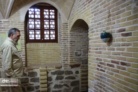 بازدید مشاور وزیر میراث‌فرهنگی از منزل تاریخی امام خمینی(ره) در قم