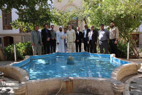 بازدید مشاور وزیر میراث‌فرهنگی از منزل تاریخی امام خمینی(ره) در قم