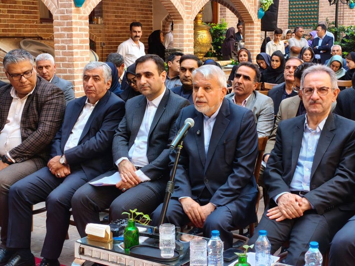 افتتاح برخط ۲۶۸ پروژه گردشگری در سراسر کشور با اشتغال‌زایی برای ۲۸۳۰ نفر/ صالحی‌امیری: بخش خصوصی موتور پیشران اقتصاد و توسعه کشور است