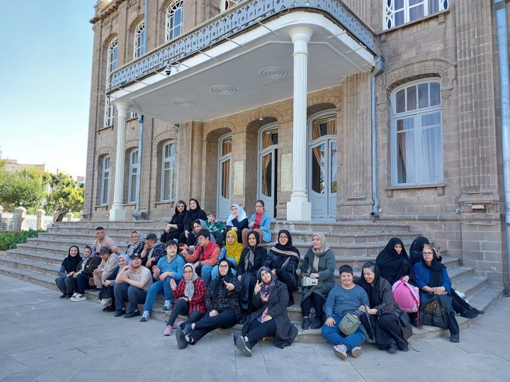 برگزاری تور آشنایی با موزه‌ها و اماکن تاریخی تبریز ویژه افراد کم‌توان/ تأکید بر توسعه گردشگری دسترس‌پذیر