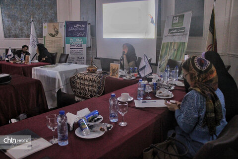نشست تخصصی گردشگری حیاتوحش با محوریت پرندهنگری خوزستان