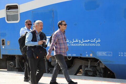 نخستین قطار گردشگری سرخس ویژه فعالان صنعت گردشگری خراسان رضوی