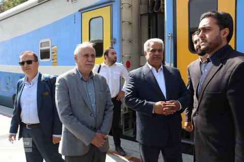 نخستین قطار گردشگری سرخس ویژه فعالان صنعت گردشگری خراسان رضوی