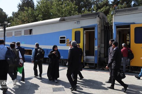 نخستین قطار گردشگری سرخس ویژه فعالان صنعت گردشگری خراسان رضوی