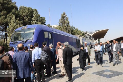 نخستین قطار گردشگری سرخس ویژه فعالان صنعت گردشگری خراسان رضوی
