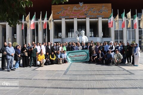 نخستین قطار گردشگری سرخس ویژه فعالان صنعت گردشگری خراسان رضوی