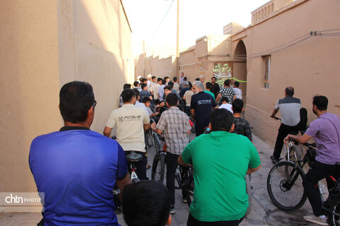 همایش دوچرخه‌سواری در بافت‌ تاریخی اردکان به مناسبت هفته گردشگری برگزار شد