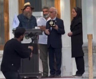 شب خاطره‌انگیز سفر در موزه برادران امیدوار با حضور اسطوره جهانگردی ایران