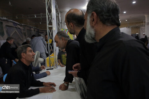 برگزاری میز خدمت نماز جمعه قم با حضور مسئولان میراث فرهنگی قم