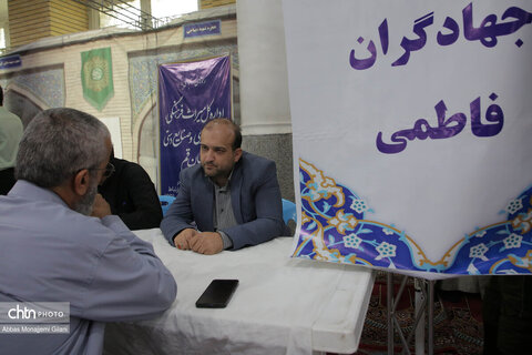 برگزاری میز خدمت نماز جمعه قم با حضور مسئولان میراث فرهنگی قم