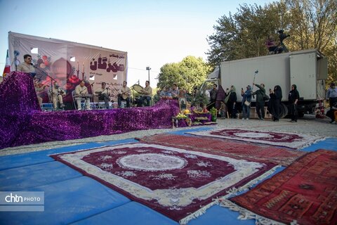 بیستون مهرگان