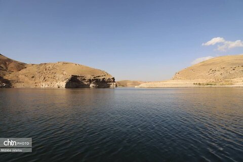 تور آشناسازی همکاران و اعضای انجمن راهنماین گردشگری با دهکده گلابر شهرستان ایجرود