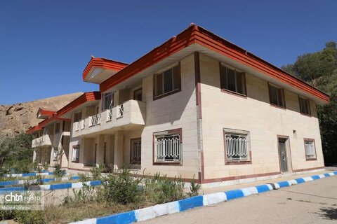 تور آشناسازی همکاران و اعضای انجمن راهنماین گردشگری با دهکده گلابر شهرستان ایجرود