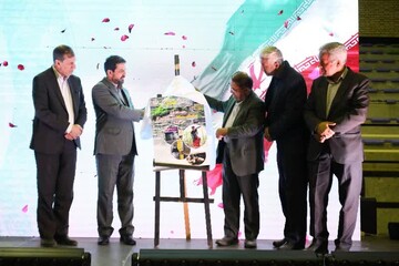 جشنواره گردو در تویسرکان برگزار شد