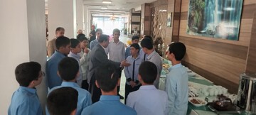 آشنایی دانش‌آموزان زاهدانی با ظرفیت‌های گردشگری در هفته گردشگری