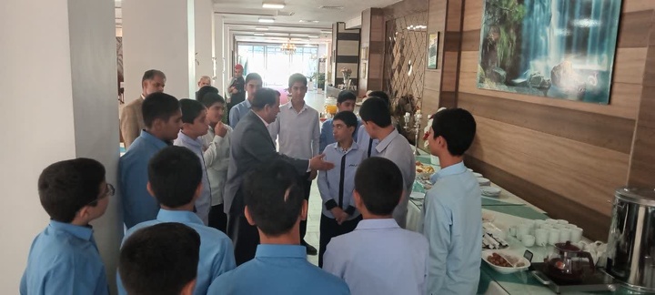 آشنایی دانش‌آموزان زاهدانی با ظرفیت‌های گردشگری در هفته گردشگری