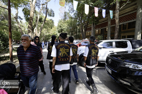گردهمایی خودروهای کلاسیک در آخرین روز از هفته گردشگری اصفهان