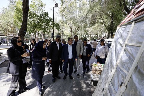 گردهمایی خودروهای کلاسیک در آخرین روز از هفته گردشگری اصفهان