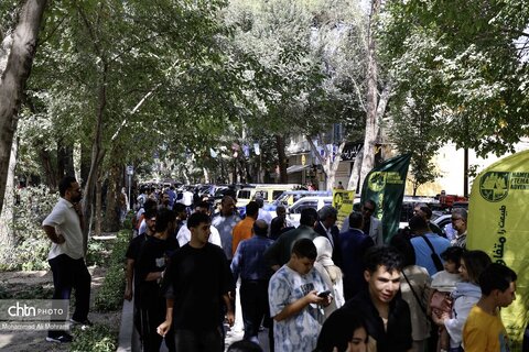 گردهمایی خودروهای کلاسیک در آخرین روز از هفته گردشگری اصفهان