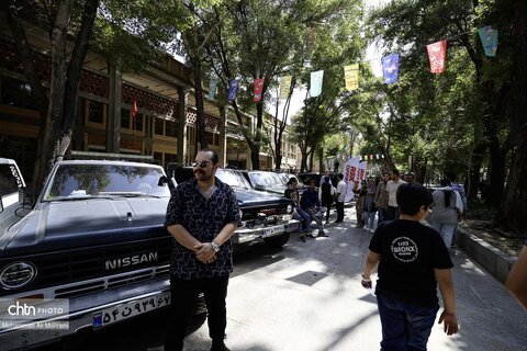 گردهمایی خودروهای کلاسیک در آخرین روز از هفته گردشگری اصفهان