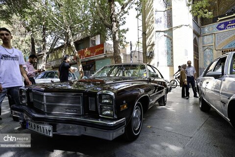 گردهمایی خودروهای کلاسیک در آخرین روز از هفته گردشگری اصفهان