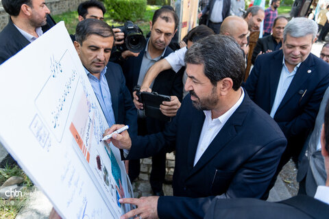 حاج عسگر عسگری؛ پدر سفال ایران در کتب درسی