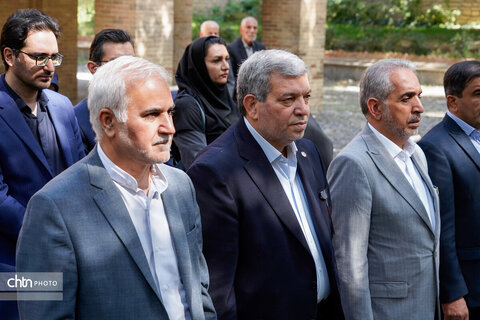 حاج عسگر عسگری؛ پدر سفال ایران در کتب درسی