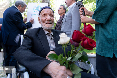 حاج عسگر عسگری؛ پدر سفال ایران در کتب درسی