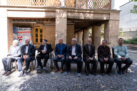 حاج عسگر عسگری؛ پدر سفال ایران در کتب درسی