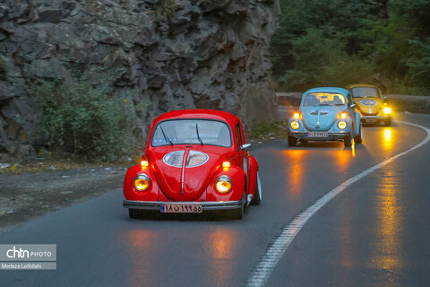 رالی تور گردشگری خانوادگی خودروهای تاریخی فولکس بیتل «ایران باشکوه» به مناسبت گرامیداشت هفته گردشگری