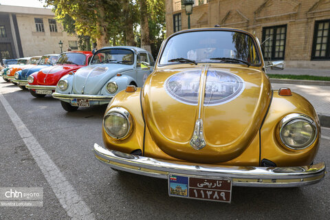 رالی تور گردشگری خانوادگی خودروهای تاریخی فولکس بیتل «ایران باشکوه» به مناسبت گرامیداشت هفته گردشگری