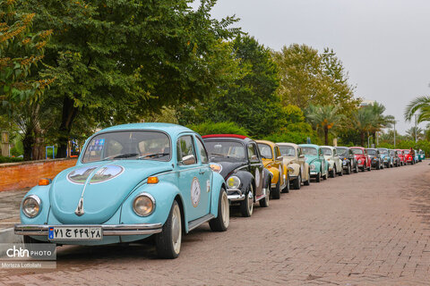 رالی تور گردشگری خانوادگی خودروهای تاریخی فولکس بیتل «ایران باشکوه» به مناسبت گرامیداشت هفته گردشگری