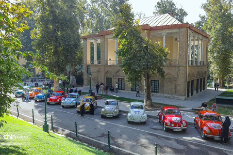 رالی تور گردشگری خانوادگی خودروهای تاریخی فولکس بیتل «ایران باشکوه» به مناسبت گرامیداشت هفته گردشگری