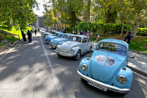 رالی تور گردشگری خانوادگی خودروهای تاریخی فولکس بیتل «ایران باشکوه» به مناسبت گرامیداشت هفته گردشگری
