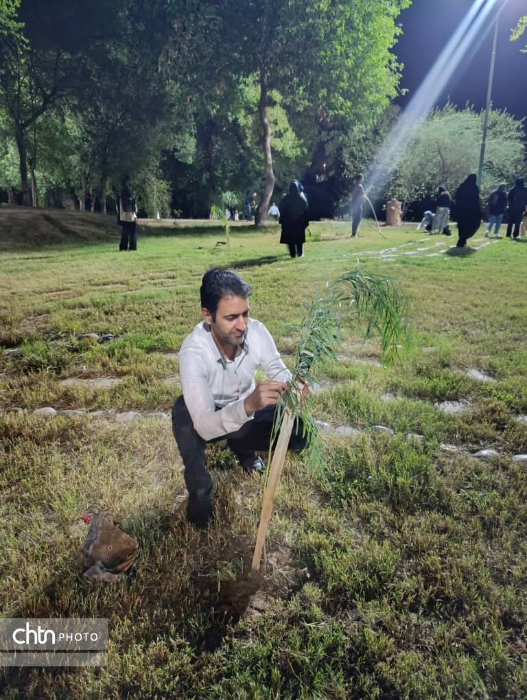 کاشت درخت ماندگارترین یادگار هفته گردشگری دزفول بود