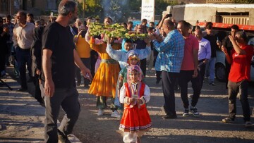 پانزدهمین جشنواره شیره‌پزی ملایر برگزار شد