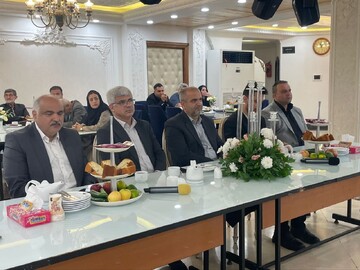نشست تخصصی انجمن‌های حرفه‌ای تأسیسات گردشگری گلستان برگزار شد/ تأکید بر توسعه زیرساخت‌ها و ارتقای خدمات گردشگری استان
