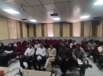 برگزاری همایش توانمندسازی بانوان روستایی بخش زالیان برای حفاظت از میراث فرهنگی و توسعه پایدار گردشگری