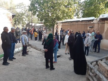 پیاده‌روی خانوادگی در شهر نمونه گردشگری بین‌المللی شهمیرزاد برگزار شد