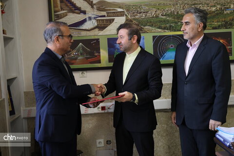 شهردار شهرکرد به‌عنوان رئیس نخستین جشنواره ملی نمد»