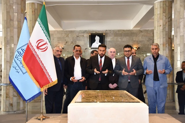 بازدید استاندار میسان عراق از مجموعه فرهنگی‌تاریخی آرامگاه فردوسی