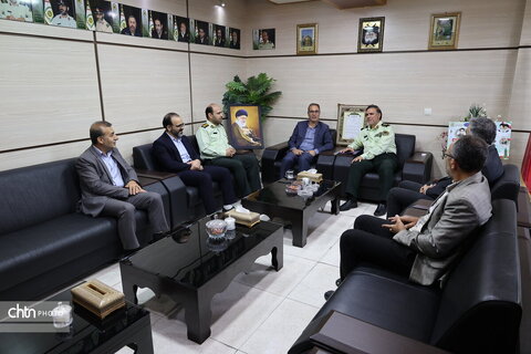 نشست با سردار امجدیان فرمانده نیروی انتظامی چهارمحال و بختیاری