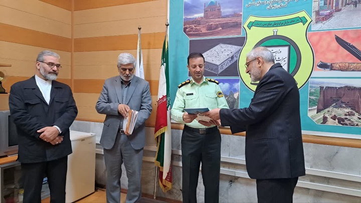 قدردانی از فرمانده یگان حفاظت میراث‌فرهنگی زنجان