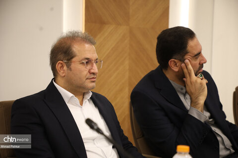 نشست اصحاب رسانه با وزیر میراث‌فرهنگی، گردشگری و صنایع‌دستی