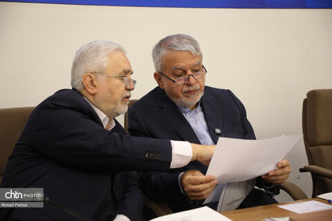 نشست اصحاب رسانه با وزیر میراث‌فرهنگی، گردشگری و صنایع‌دستی