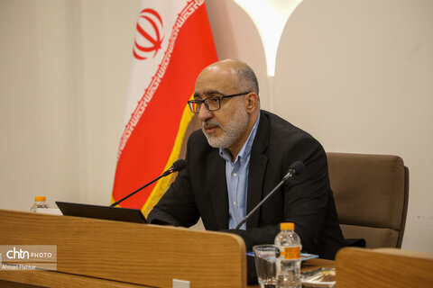 نشست اصحاب رسانه با وزیر میراث‌فرهنگی، گردشگری و صنایع‌دستی