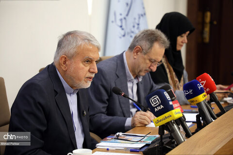 نشست اصحاب رسانه با وزیر میراث‌فرهنگی، گردشگری و صنایع‌دستی