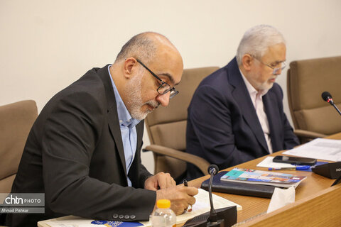 نشست اصحاب رسانه با وزیر میراث‌فرهنگی، گردشگری و صنایع‌دستی