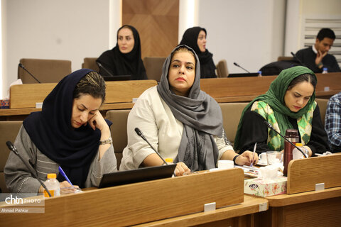 نشست اصحاب رسانه با وزیر میراث‌فرهنگی، گردشگری و صنایع‌دستی