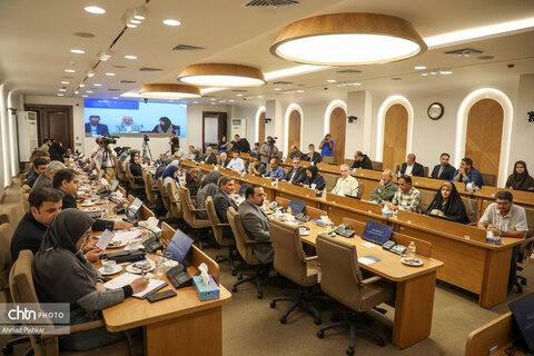 نشست اصحاب رسانه با وزیر میراث‌فرهنگی، گردشگری و صنایع‌دستی